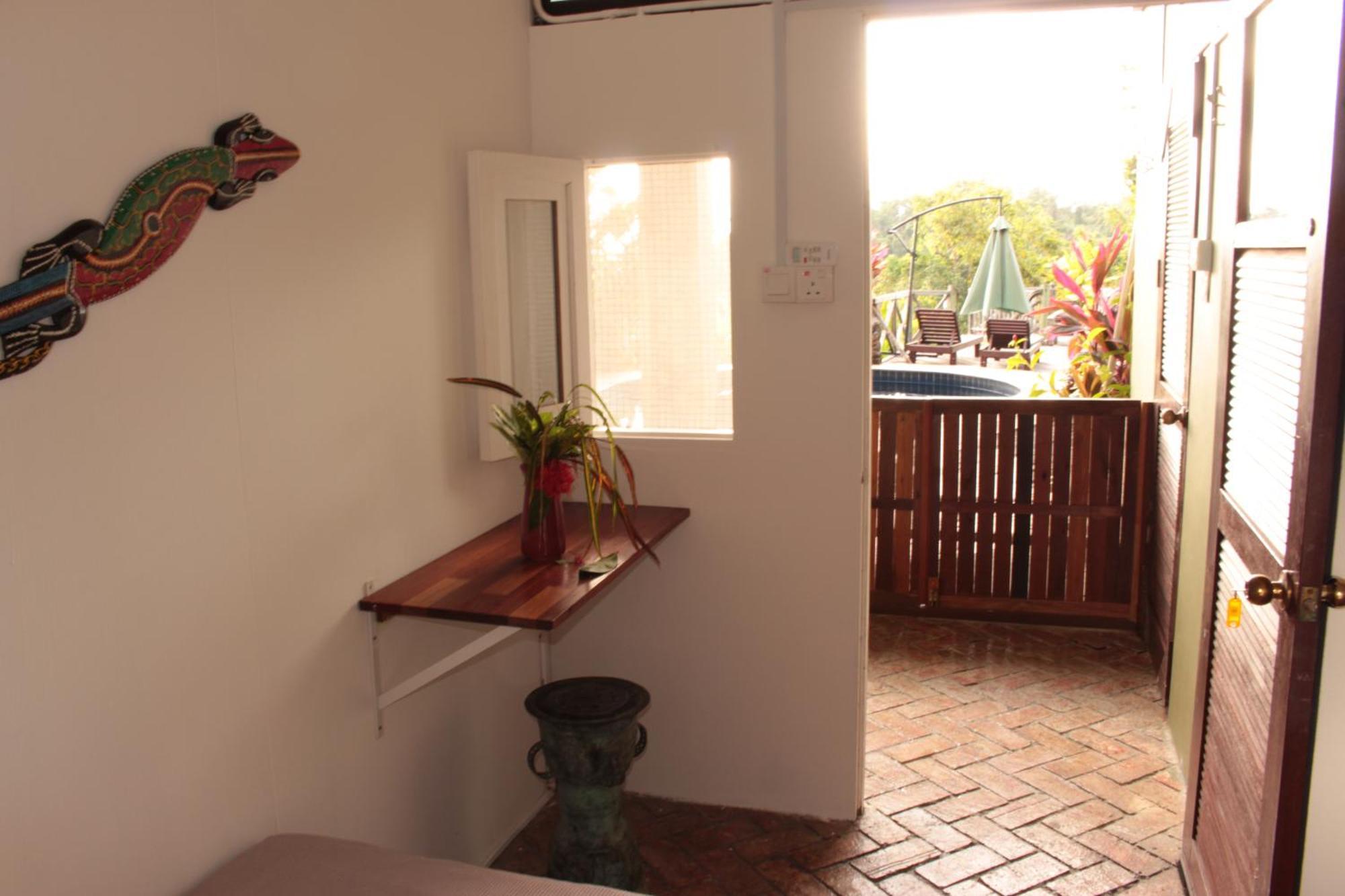 Nanga Damai Homestay Сантубонг Номер фото
